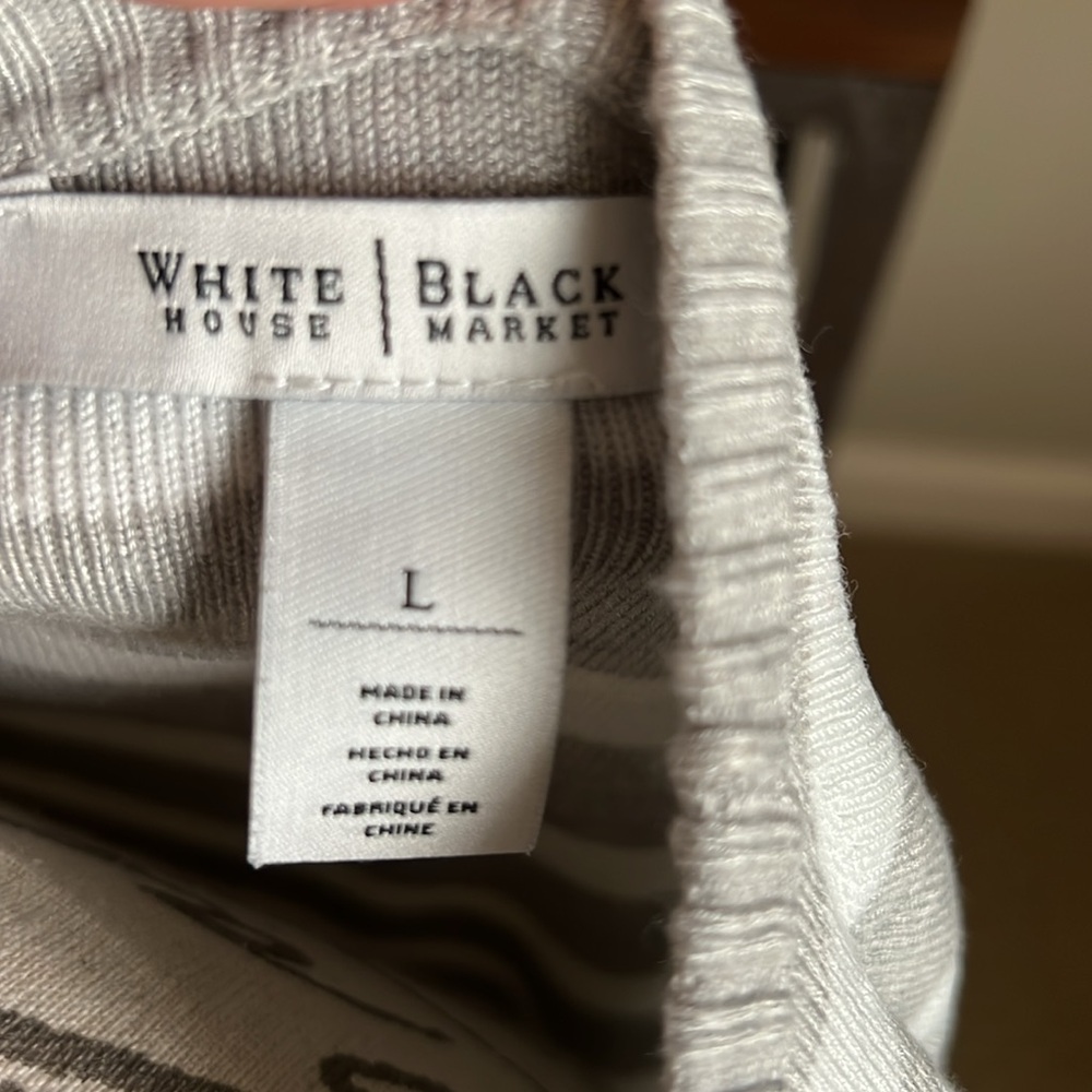 White House Black Market WHBM Gray and White Stripe Sweater - Picture 4 of 8